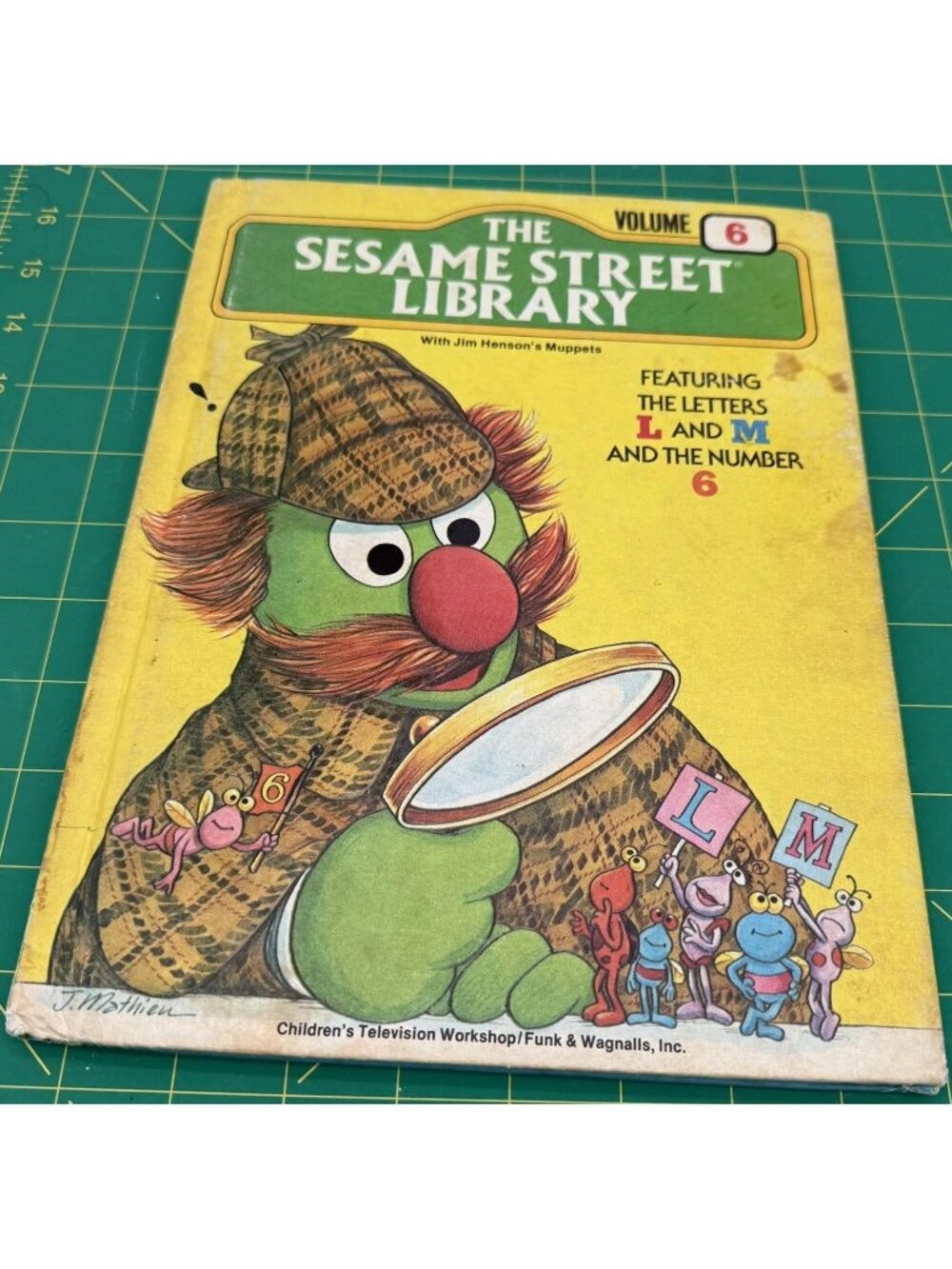 Vintage 1978 Sesame Street Library Vol 6, (Letters L & M, Number 6) #1 READ